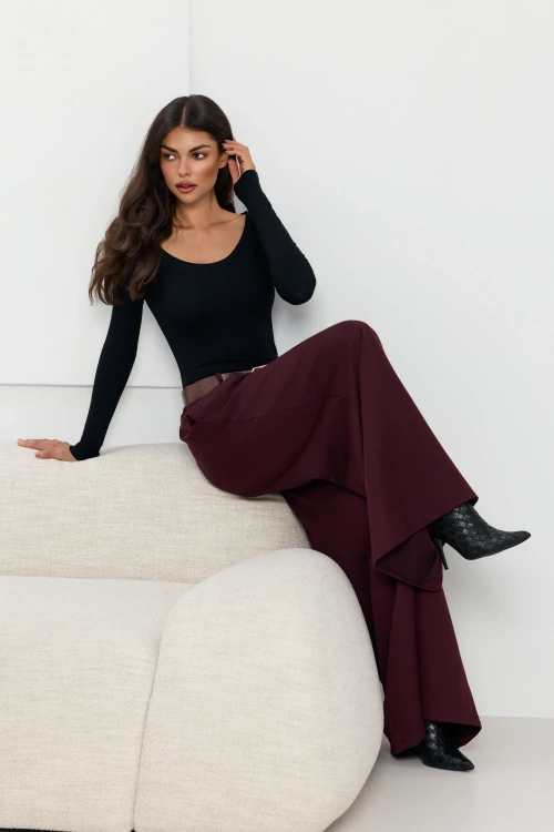 szerokie-spodnie-wide-leg-z-zakladkami-i-paskiem 3.jpg