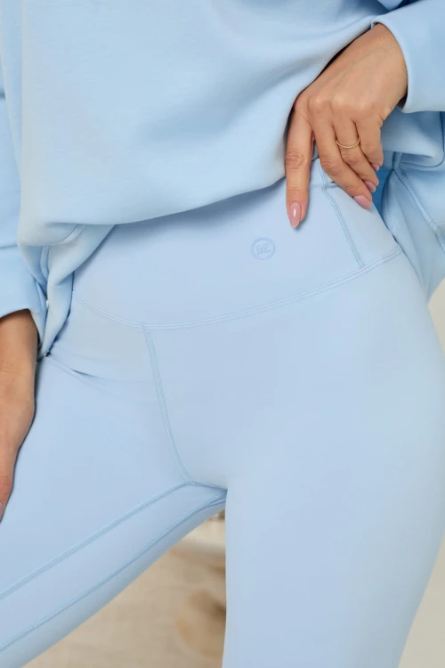 modelujace-legginsy-push-up-z-wysokim-stanem (1).jpg