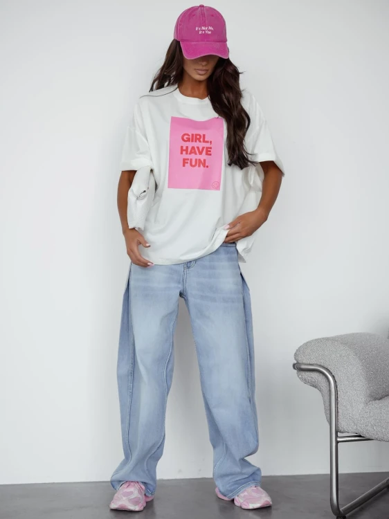 T-shirt biały z nadrukiem 1.jpeg